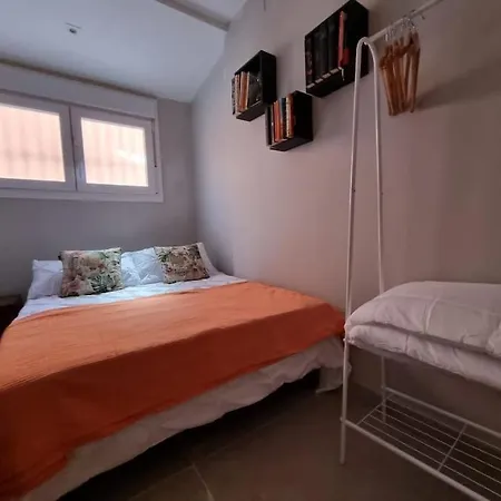 Casa Familiar En * Σεβίλλη