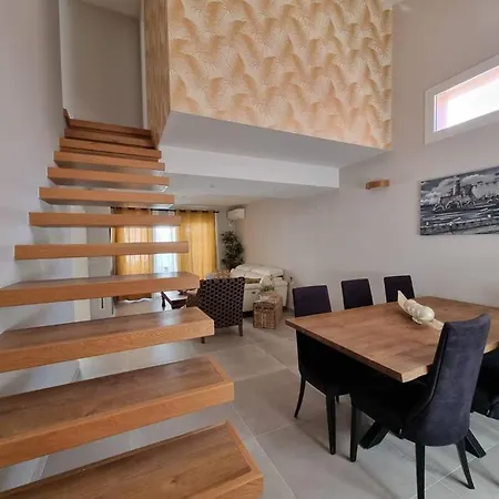 Casa Familiar En Διαμέρισμα Σεβίλλη